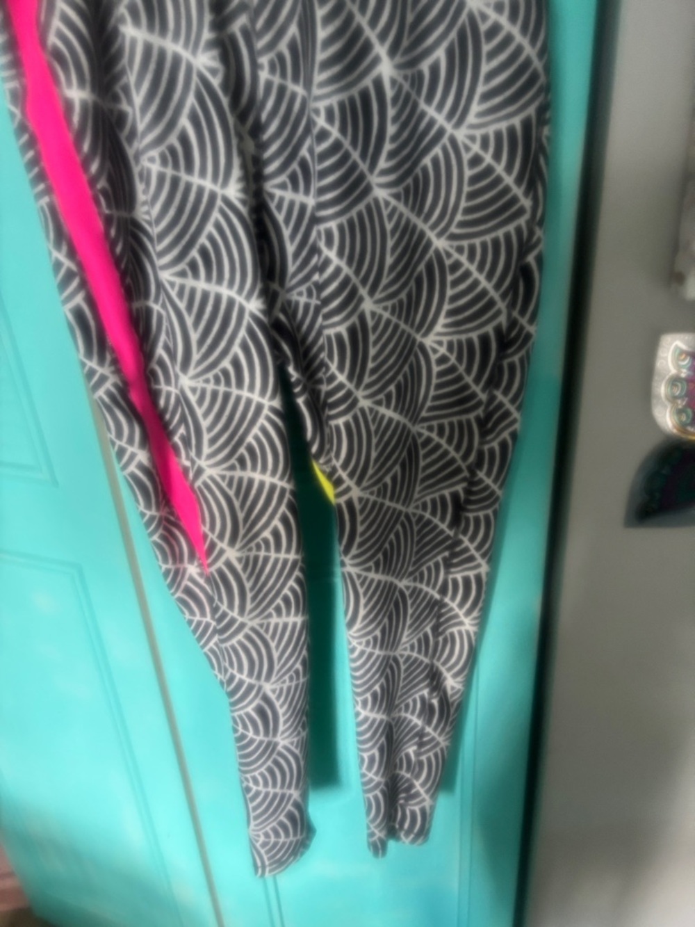 Puma Black & White Geometric Leggings with Yellow Trim - Picture 4 of 4